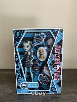 Monster High Frankie Stein Doll First Wave Edition 2009 NIB NRFB NEW