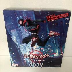 NEW Sentinel SV-ACTION MILES MORALES INTO THE SPIDER-VERSE MAFEX SCALE Figure