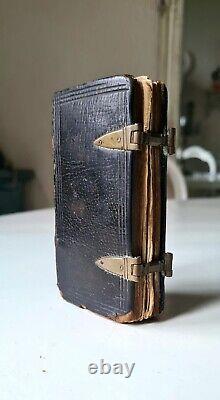 Rare'PLANTIJN' miniature prayerbook 1716, with fine engravings & copper locks