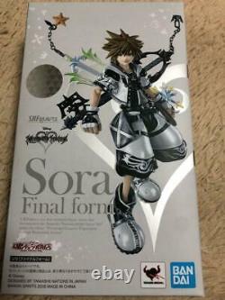 S. H. Figuarts Kingdom Hearts II SORA FINAL FORM Action Figure BANDAI Japan
