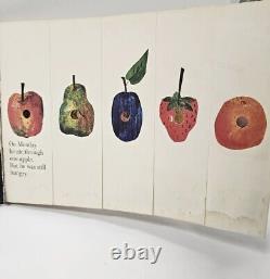 TRUE FIRST EDITION Eric Carle Very Hungry Caterpillar 1969 World Publishing Comp