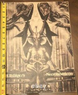 1ère Édition 1977 H. R. Giger Necronomicon Dali Edition