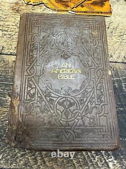 Bible américaine d'époque, édition reliée en cuir de 1918, première édition d'Elebert Hubbard