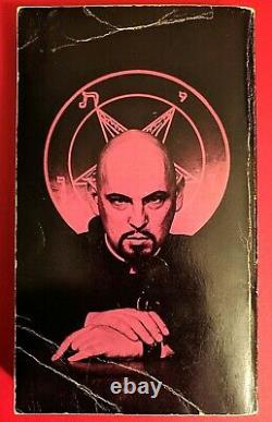 La Bible Satanique Signée Par Anton Szandor Lavey Signée 1ère Édition 1969