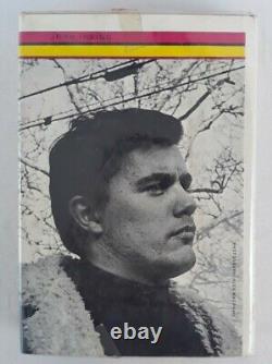 Libération des ours par John Irvin 1968 Première édition Première impression
