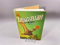 Première édition dédicacée Anne McCaffrey Dragonflight Ballantine 1978