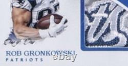 Un De L'un Tom Brady & Rob Gronkowski Panini Immaculé Avec 2 Patches Gu (bgs 8)